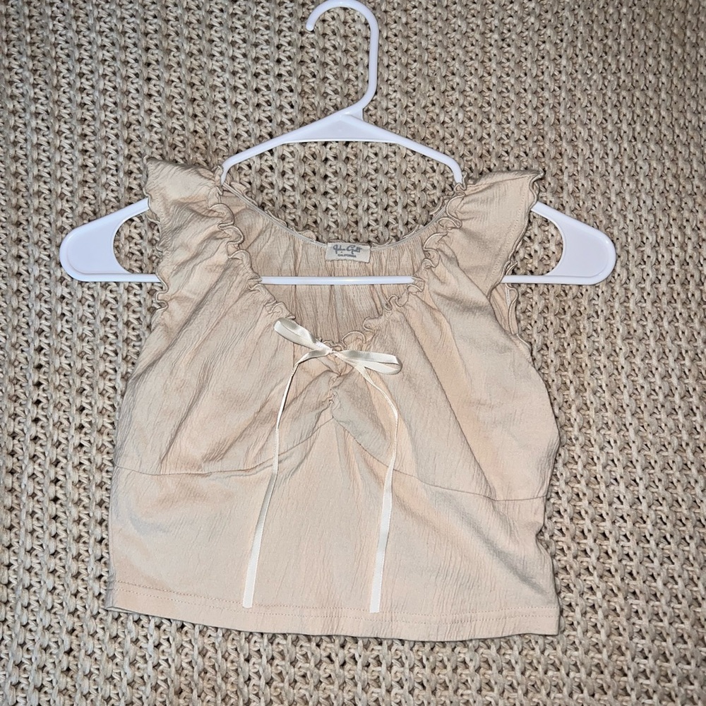 John Galt beige tank top with ribbon bow